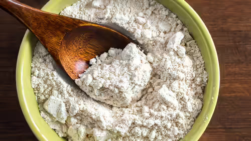 What is more harmful: sugar or maida?