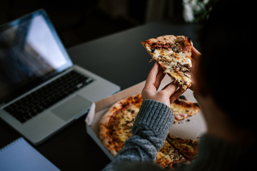 Does Eating Late Cause Blood Sugar Spikes?