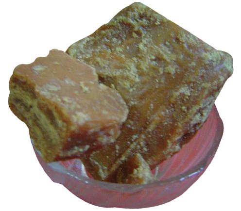 Jaggery vs White Sugar: Does Jaggery Really Have More Iron?