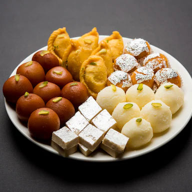 "क्या आपकी मिठाई वीगन, कीटो, डायबिटिक-फ्रेंडली और स्वादिष्ट है? हमारी तो है!"